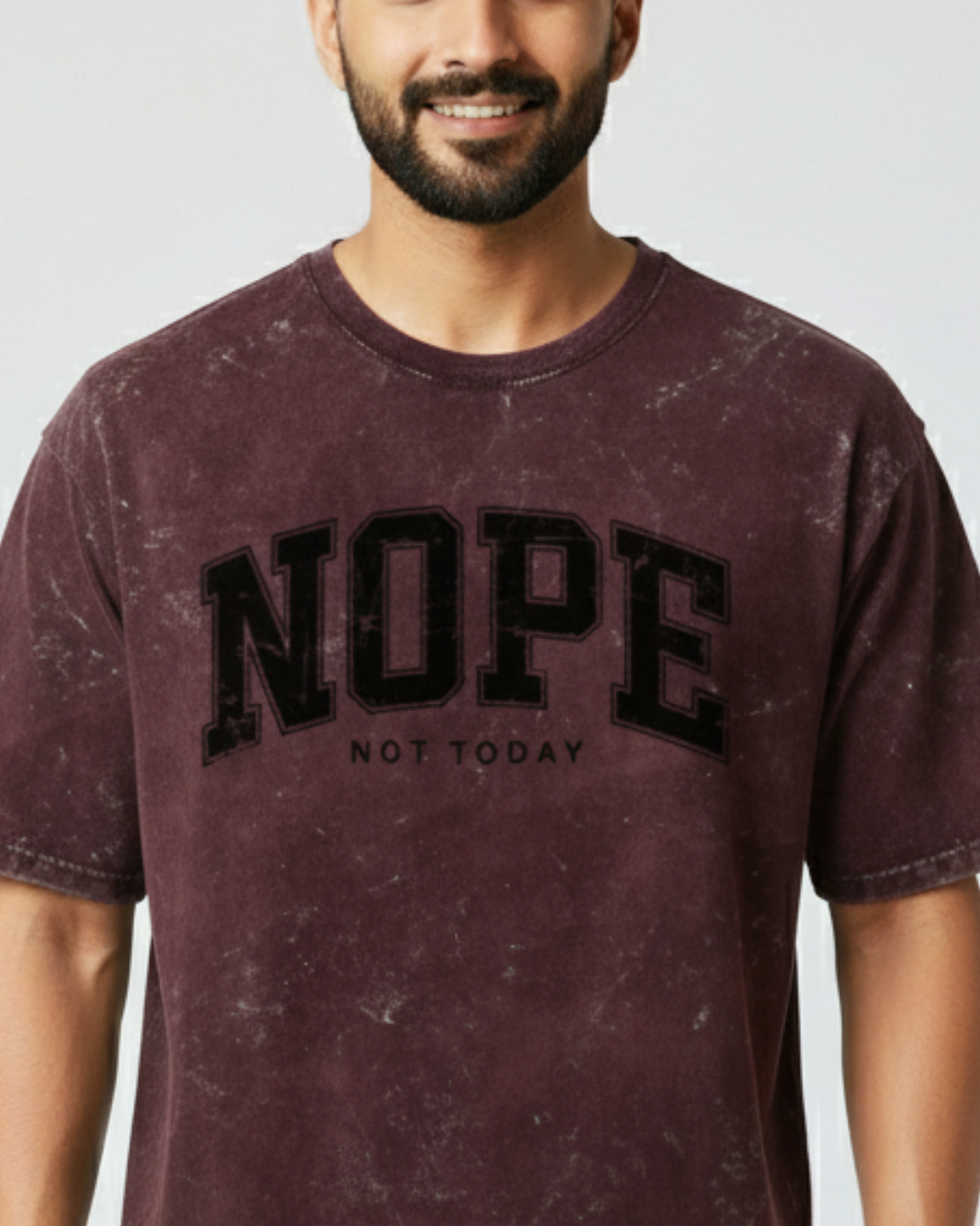 men's black acid wash t-shirt_Maroon