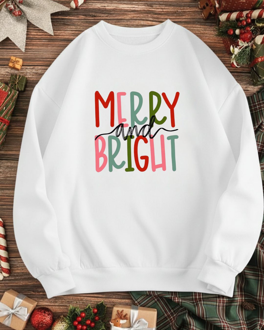 Unisex Oversized Merry and Bright Christmas Sweatshirt – Festive Unisex Holiday Sweatshirt