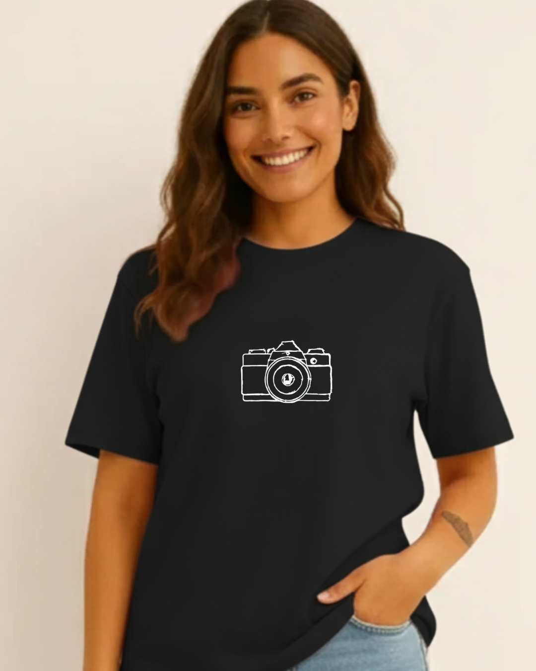 black womens-casual-camera-icon-tee