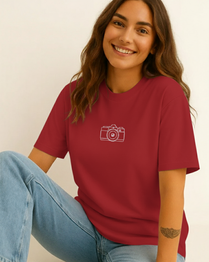 red womens-casual-camera-icon-tee