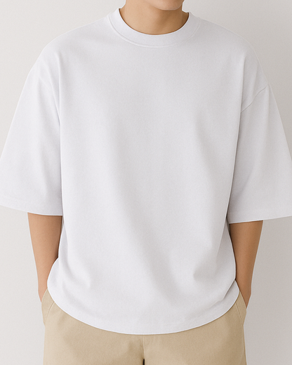 white-oversized-unisex-tshirt-minimalist-casual-look